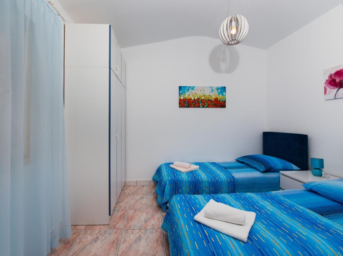 Apartments Care Donji Okrug  Extérieur photo