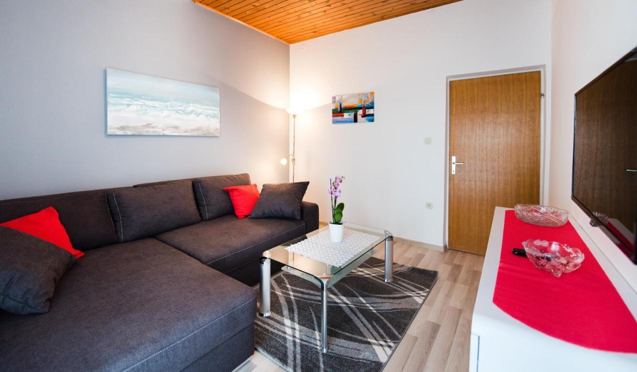 Apartments Care Donji Okrug  Extérieur photo
